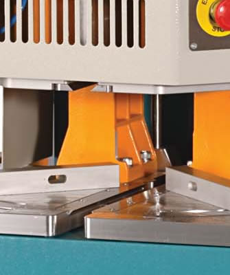 Masina de lipit pvc YILMAZ